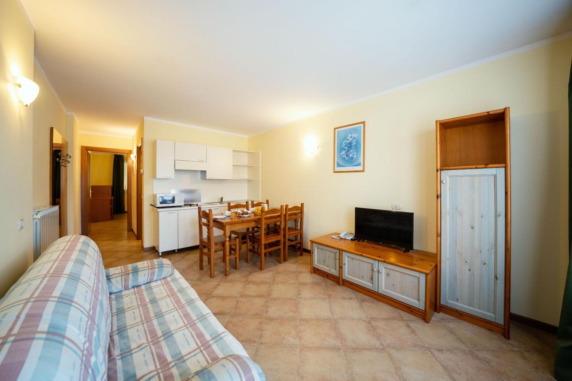 Tremosine Hotel Residence Campi الغرفة الصورة